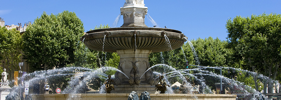 fountain at aix-en-provence village